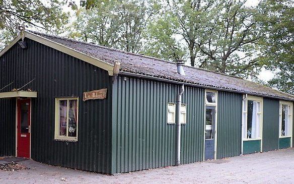 Huidig gebouw De Akker. beeld hervormde gemeente Barneveld