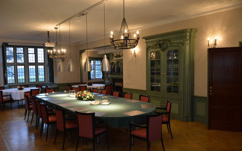 De Prins Bernhardkamer in Landgoed De Zwaluwenberg bij Hilversum. Hier gaan de onderhandelaars van VVD, CDA, D66 en ChristenUnie met elkaar om de tafel om meters te maken in de formatie. beeld ANP