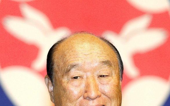 Sekteleider Sun Myung Moon raakte gewond na een helicoptercrash. Foto EPA