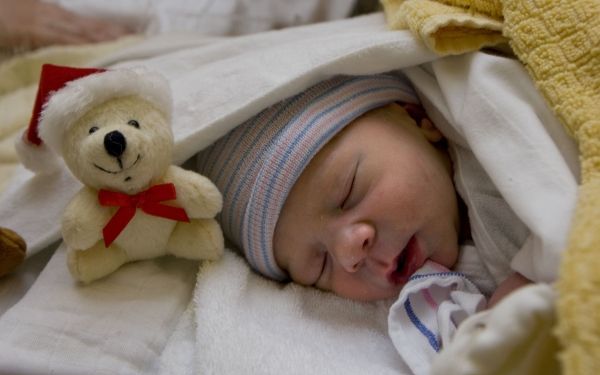 Den Haag onderzoekt hoge babysterfte. Foto ANP