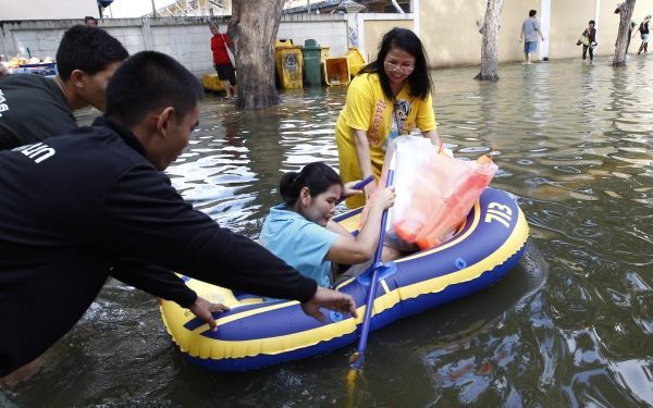 Overstromingen in Bangkok. Foto EPA