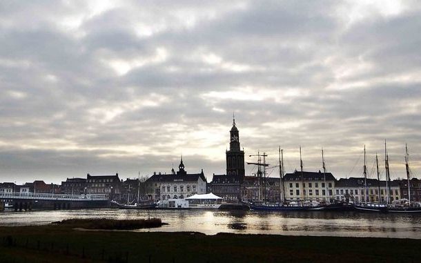 KAMPEN - Kerken in Kampen schenken zondag aandacht aan het overlijden van vijf kinderen deze week. Foto