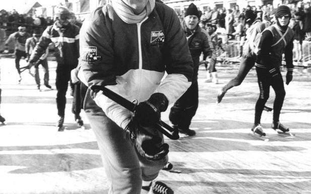 Prins Willem–Alexander tijdens de Elfstedentocht van 1986. Foto ANP