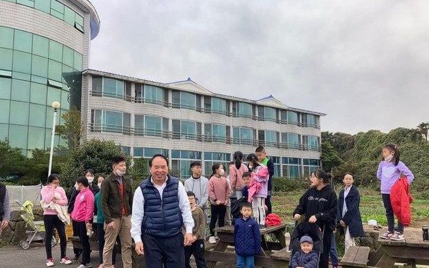 De Chinese predikant Pan Yongguang vluchtte met zo’n zestig kerkleden naar Zuid-Korea. beeld Radio Free Asia, Pan Yongguang