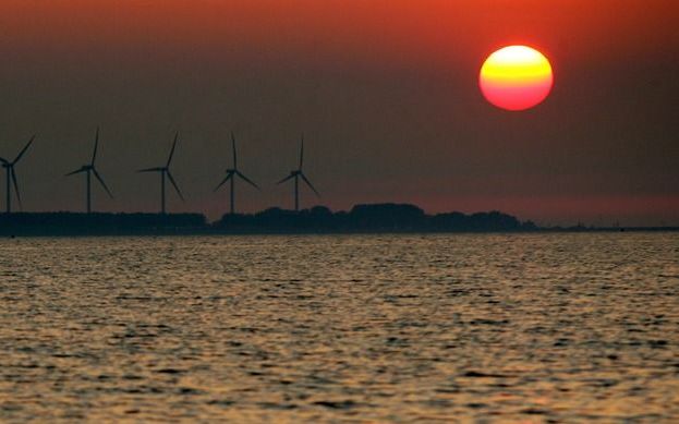 Zonsondergang in de Zuid-Westelijke delta. Foto ANP.