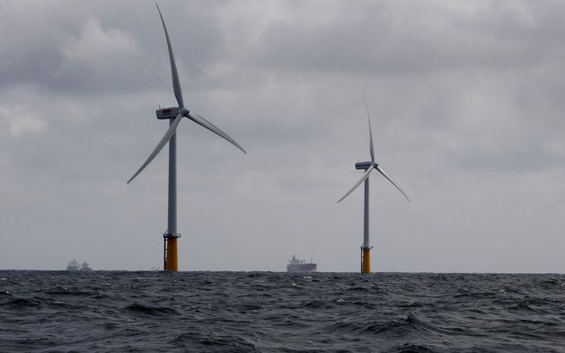 „Windenergie op zee is in vrijwel alle andere Noordzeelanden inmiddels een goed draaiende bedrijfstak.” Foto ANP