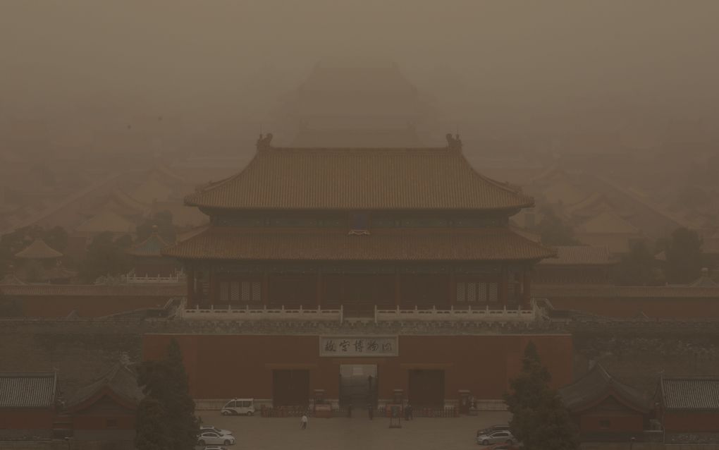 De Verboden Stad tijdens de zandstorm. beeld EPA, Wu Hong