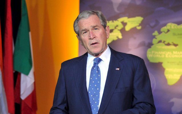 WASHINGTON - President Bush waarschuwt voor een al te gretig ingrijpen door overheden.``Hervormingen zijn essentieel’, zei hij, maar de strenge regulering die Europese leiders voorstaan vermorzelen de wereldeconomie in plaats van die te beschermen.