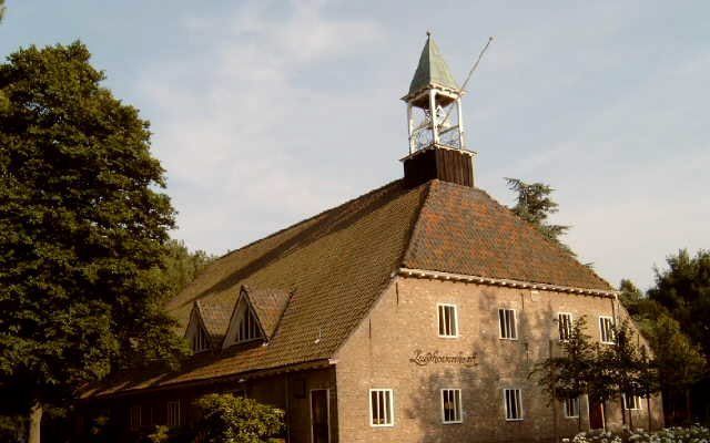 De christelijke gereformeerde Zuidhovenkerk in Dordrecht. beeld Reliwiki