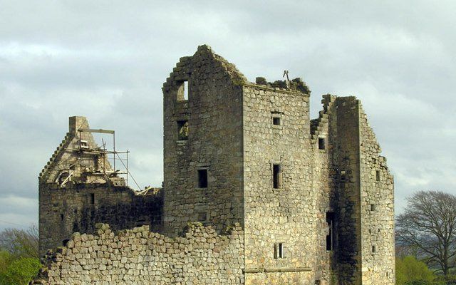 De ruïnes van Torwood Castle in Midden-Schotland. Foto RD