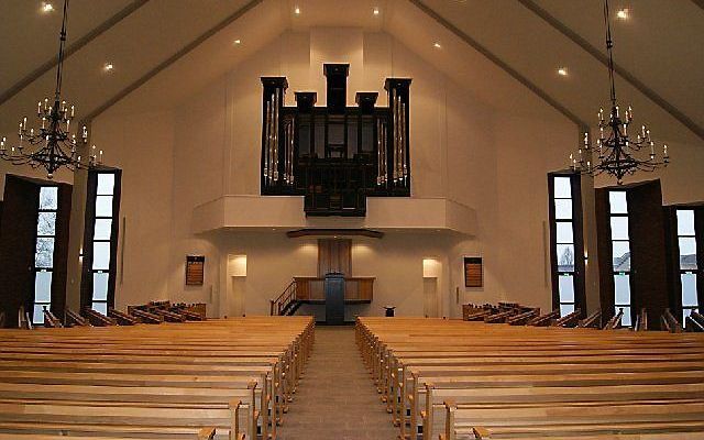 Het interieur van de hersteld hervormde kerk in Genemuiden. Foto hhg Genemuiden