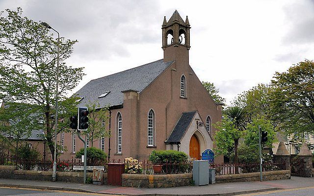 De High Church in Stornoway, op het eiland Lewis. Foto Stephen Branley, geograph.org.uk