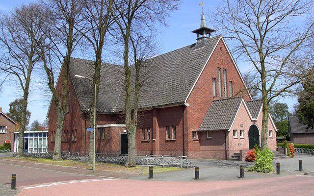 Ds. P. D. J. Buijs doet intrede in cgk Nunspeet