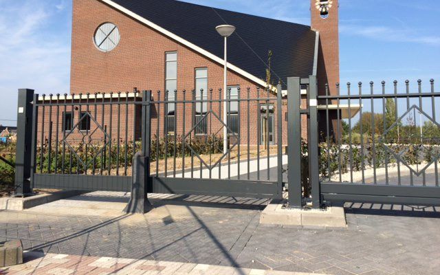 Kand. H. Roelofsen neemt beroep aan naar hhg Gameren