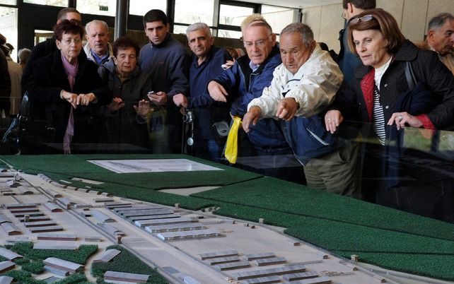 HANNOVER – Duitsland en de wereld staan donderdag stil bij de bevrijding van concentratiekamp Bergen–Belsen, precies 65 jaar geleden. Foto EPA