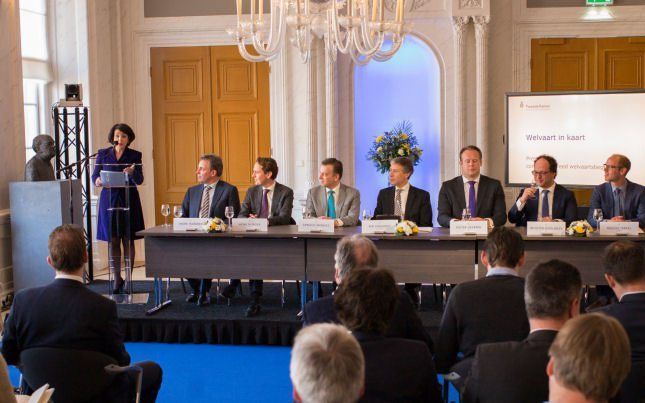 Voorzitter Khadija Arib spreekt tijdens de presentatie van het eindrapport van de commissie Breed welvaartsbegrip. beeld Tweede Kamer