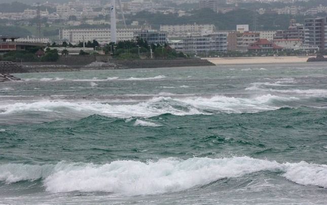 De autoriteiten waarschuwden voor een tsunami van mogelijk twee meter hoogte in de buurt van het eiland Okinawa. Foto EPA