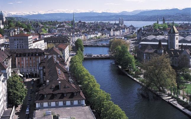 Bullinger, de reformator van Zürich, zocht naar de eenheid en de katholiciteit van de naar Gods Woord gereformeerde kerk. Foto Zwitsers Verkeersbureau