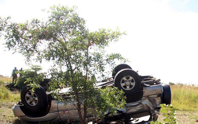 HARARE – De Zimbabwaanse premier Morgan Tsvangirai is zaterdagmiddag ontslagen uit het ziekenhuis. De premier was vrijdag betrokken bij een auto-ongeluk, waarin zijn vrouw Susan het leven liet. Foto ANP