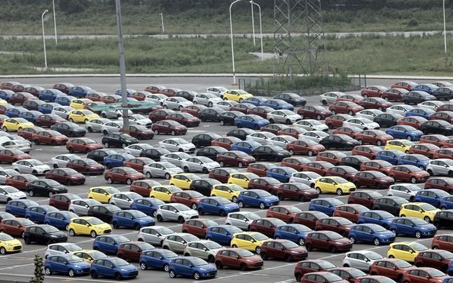 Geen 'bollenveld', maar een 'bolidenveld' hier in Shanghai. Foto EPA.