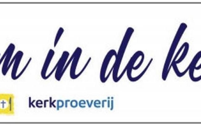 Het gratis spandoek. beeld Kerkproeverij