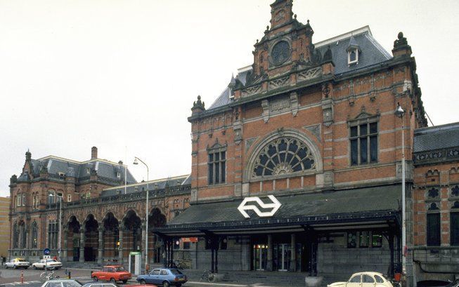 CULEMBORG – Als opening van de Klassieke Muziekweek nemen op 31 oktober tien muzikanten plaats op tien stations door het hele land voor een klassiek concert. Foto ANP