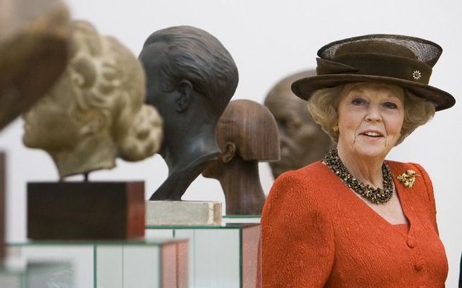 Koningin Beatrix heeft ook voor volgend jaar nog twee staatsbezoeken gepland staan. Dat wijst erop dat de vorstin voorlopig nog op de troon zit. Foto ANP