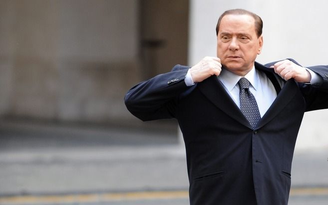 De Italiaanse premier Silvio Berlusconi zou mensen die boeken schrijven of films maken over de maffia willen „wurgen.” Foto EPA