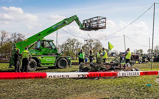 De hoogwerker in Oosterwolde. beeld ANP