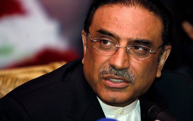 ISLAMABAD – De nieuwe Pakistaanse president Asif Ali Zardari heeft in zijn eerste toespraak tot het parlement gevraagd zijn macht in te perken. Foto EPA