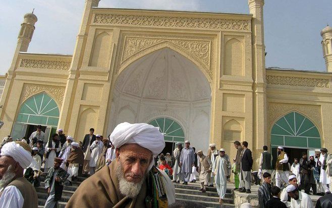 „Religies en religieuze gemeenschappen zijn onmisbaar als partner in wederopbouw.” Foto: een moskee in de Afghaanse hoofdstad Kabul. Foto EPA