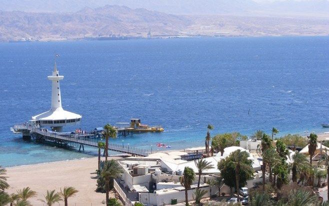 Het zonovergoten Coral Beach in Eilat, in het zuidelijkste puntje van Israël. Foto Israëlisch Bureau van Toerisme