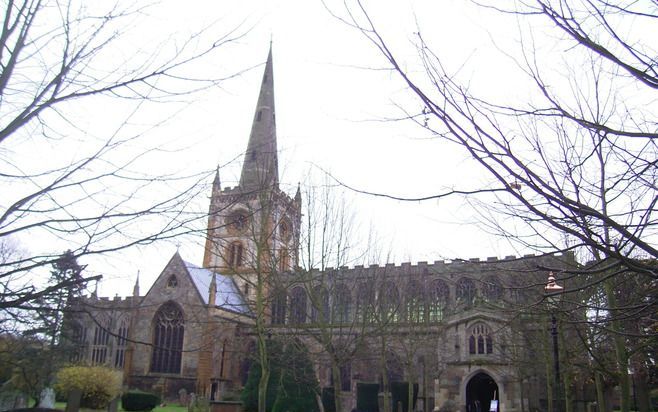 STRATFORD-ON-AVON – Het dak van het koor van de Holy Trinity Church in het Engelse Stratford-on-Avon, waar de beroemde dichter William Shakespeare begraven ligt, dreigt in te storten. Foto John Davids