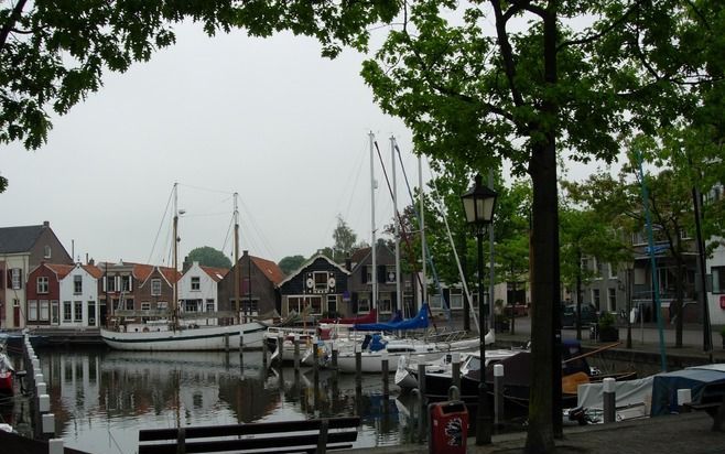 De haven van Middelharnis. Volgens Zaal een mooi dorp met een prachtige binnenhaven en een Zeeuwse plattegrond.