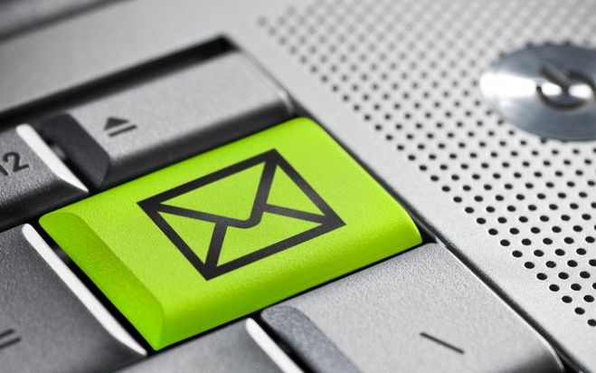 ...e-mail overal binnen handbereik... Foto iStock