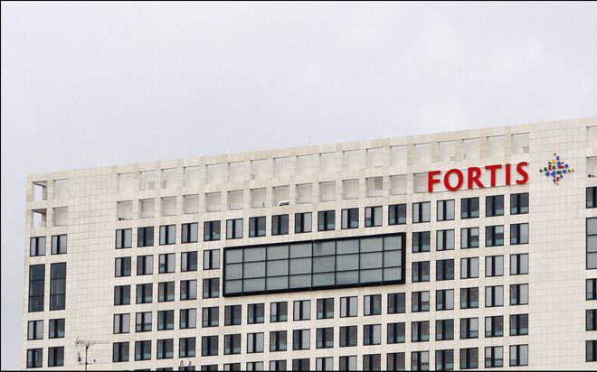 BRUSSEL - De Vereniging van Effectenbezitters (VEB) heeft vrijdag samen met andere beleggersverenigingen in Brussel een alternatief plan gepresenteerd over de toekomst van Fortis België. Foto ANP