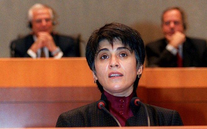 Een rechtbank in Diyarbakir heeft de Turks-Koerdische politica Leyla Zana donderdag tot twee jaar gevangenisstraf veroordeeld. Foto EPA