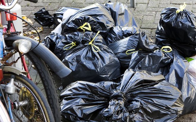 De SGP Putten heeft opheldering gevraagd over het gebruik van een afvalfolder van Regio Noord-Veluwe door de gemeente met de woorden ”eeuwig zonde”. Foto ANP