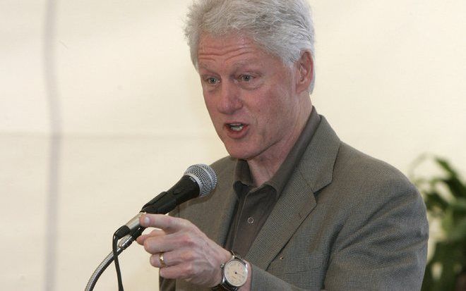 De voormalige Amerikaanse president Bill Clinton is op 2 en 3 april in Brussel. Hij neemt deel aan een congres over de crises in de wereld op het gebied van economie, voedsel en klimaat. Foto EPA