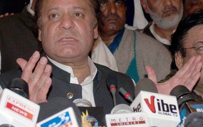 ISLAMABAD - Ex–premier Sharif verhevigt aanvallen op Musharraf. Foto EPA