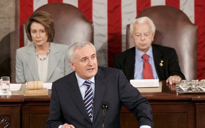 De Ierse premier Bertie Ahern is dinsdag afgetreden na het land elf jaar te hebben geleid. Foto EPA