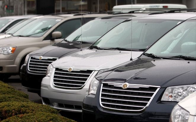 Chryslers wachten op een nieuwe eigenaar. Foto EPA