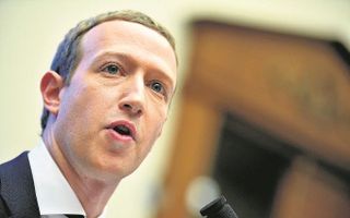 Mark Zuckerberg, CEO van Facebook. In een reactie zegt Facebook het datalek te betreuren, maar wijst vooral op de verantwoordelijkheid van gebruikers. beeld AFP, Mandel Ngan