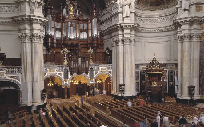 De domkerk van Berlijn, eigendom van de Evangelische Kirche in Deutschland. Foto ANP