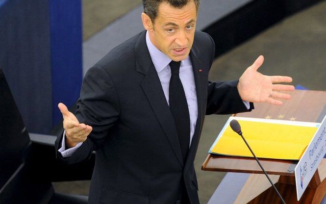 ‘Ik wil niet dat Europese burgers over enkele maanden wakker worden om te moeten constateren dat Europese ondernemingen eigendom zijn van niet-Europees kapitaal’, zei Sarkozy. Foto EPA