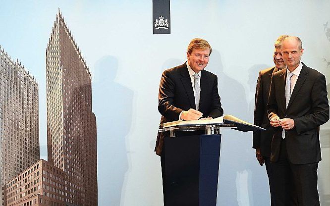 Koning Willem-Alexander opent het nieuwe gezamenlijke gebouw van de ministeries van Veiligheid & Justitie en Binnenlandse Zaken in Den Haag. beeld ANP