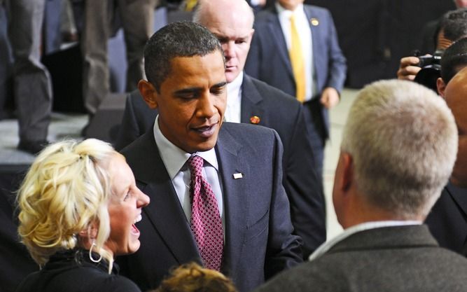 President Obama na zijn toespraak op de Wright Middle School in Madison, Wisconsin, woensdag. Foto ANP