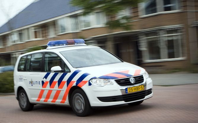 DEN HAAG – De ChristenUnie in de Tweede Kamer houdt minister Ter Horst aan haar toezegging dat er niet bezuinigd wordt op blauw op straat. Foto ANP