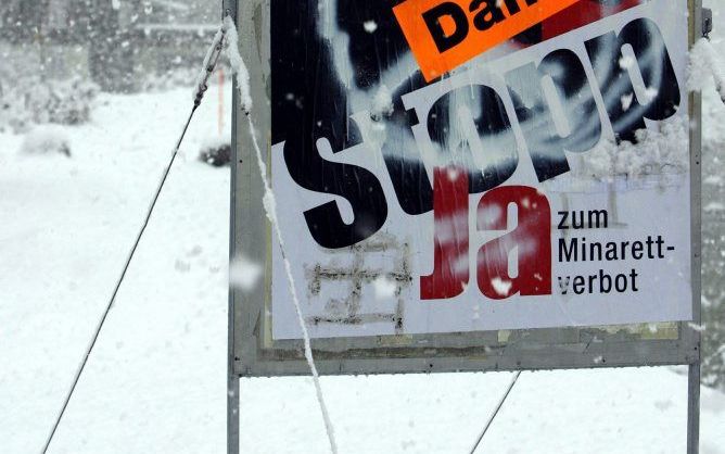 STRAATSBURG - Het Europees Hof voor de Rechten van de Mens heeft vrijdag een aanklacht tegen het Zwitserse minarettenverbod verworpen. Het verbod is sinds 2009 (foto) van kracht. Foto EPA