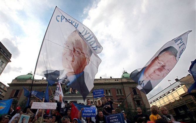 Betoging tegen de arrestatie van Karadzic, vorige week, in Belgrado. Foto EPA